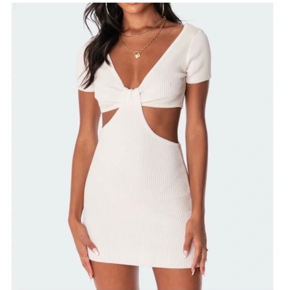 Edikted ‘ becky cut out ribbed mini dress‘ - Picture 1 of 2